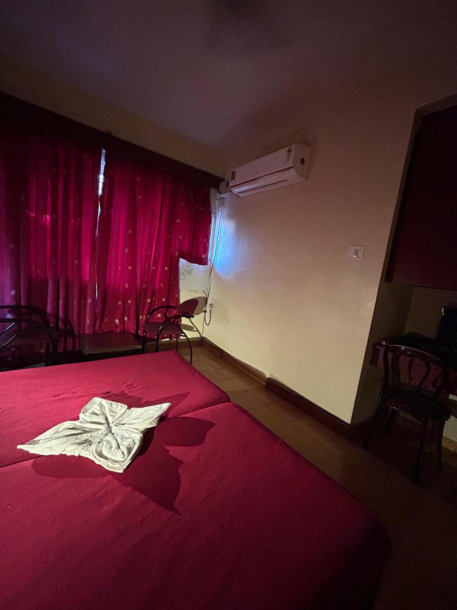 Hotel Prabha Ratnāgiri Εξωτερικό φωτογραφία